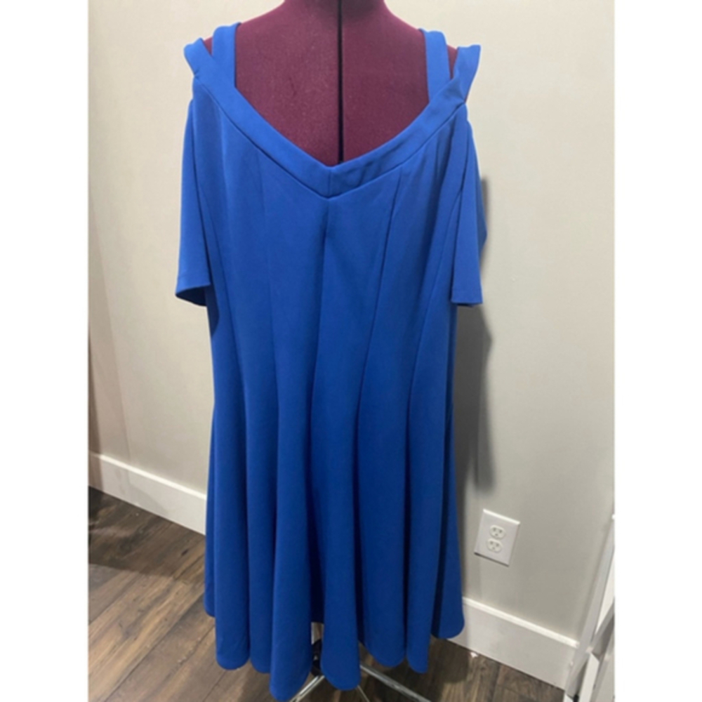 Lane Bryant Cold Shoulder Dress Size 22